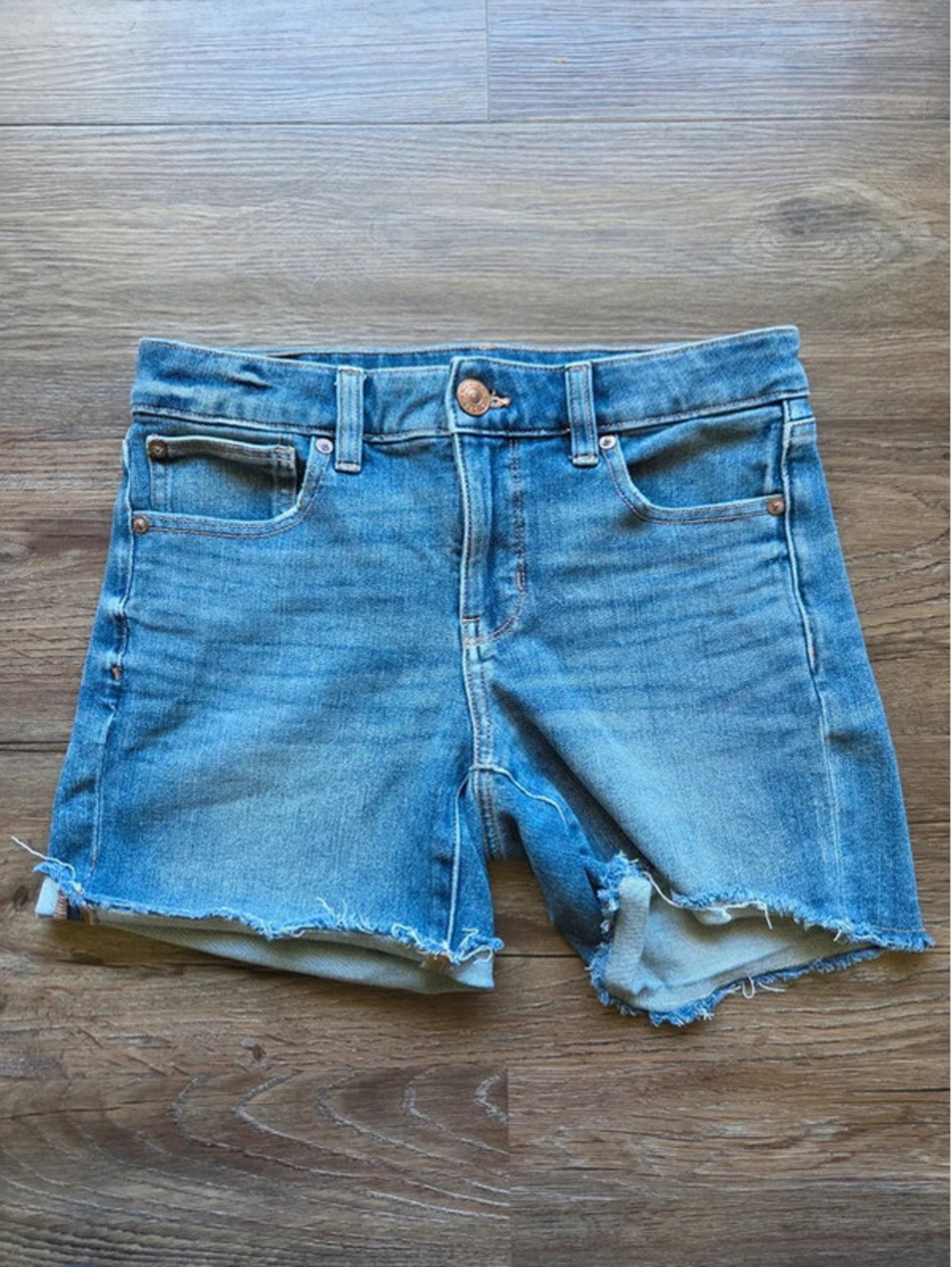American eagle jean short size 6 midi